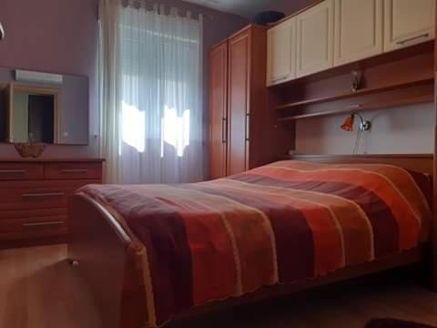 Appartement Apartman Lana à Stari Grad  Extérieur photo